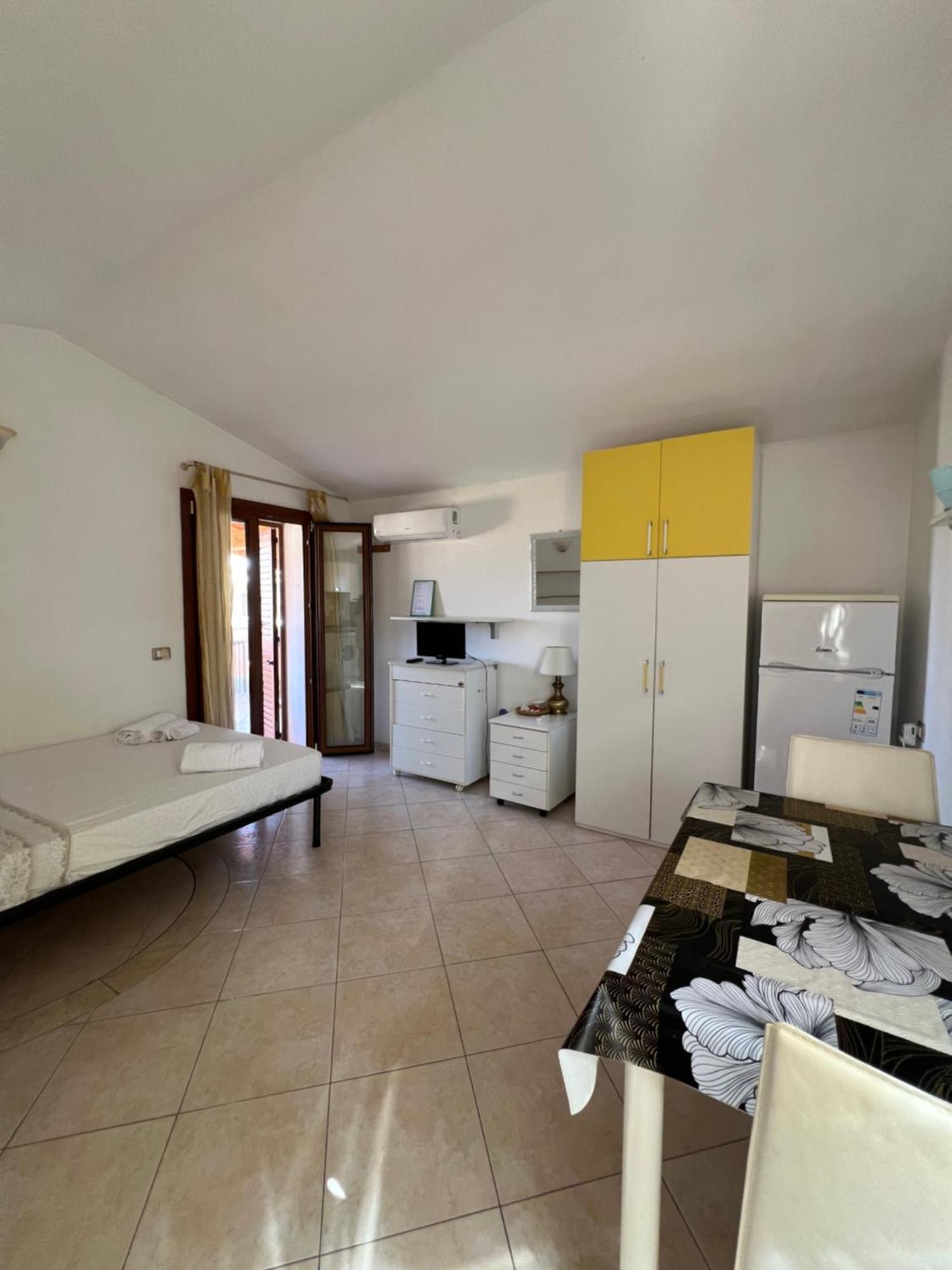 La Terrazza Appartement Olbia Buitenkant foto