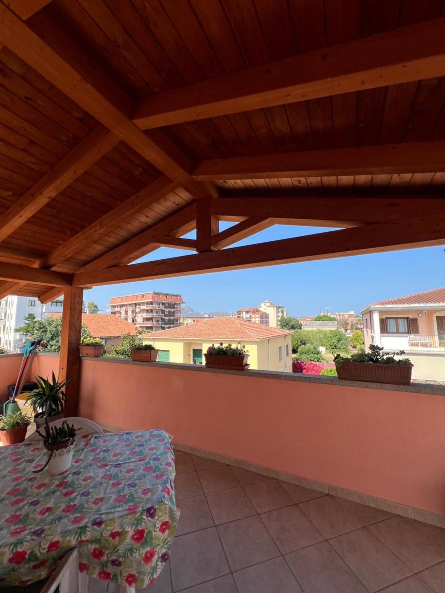 La Terrazza Appartement Olbia Buitenkant foto